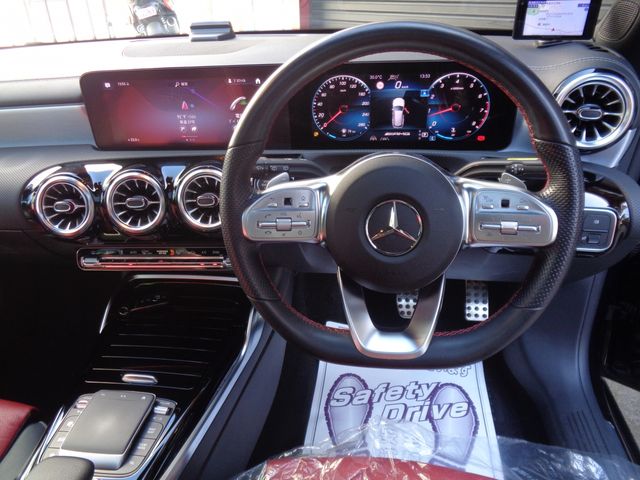 MERCEDES AMG CLA Shooting Brake