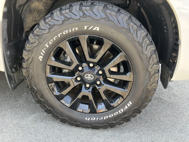 LANDCRUISER PRADO