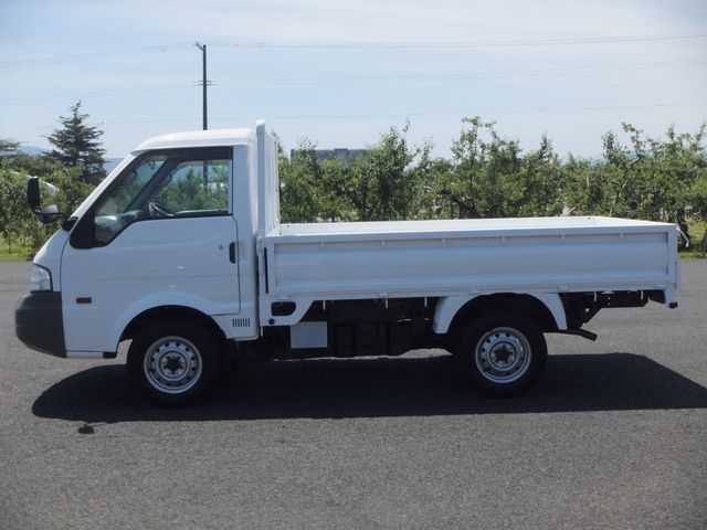 BONGO truck 4WD