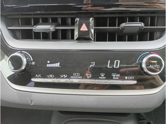 COROLLA TOURING HYBRID 4WD