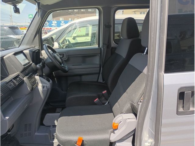 N-VAN 4WD