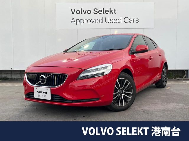VOLVO V40