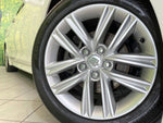 CROWN sedan hybrid