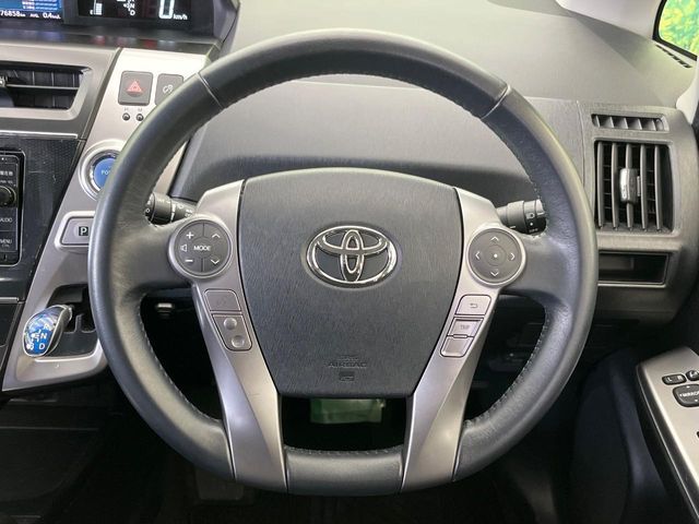 PRIUS Alpha