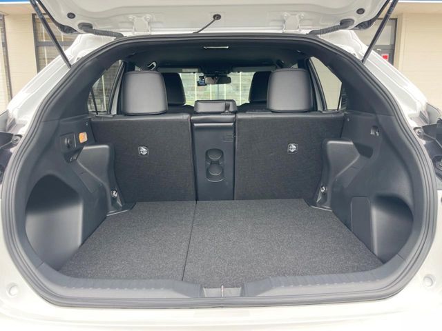 YARIS CROSS HYBRID