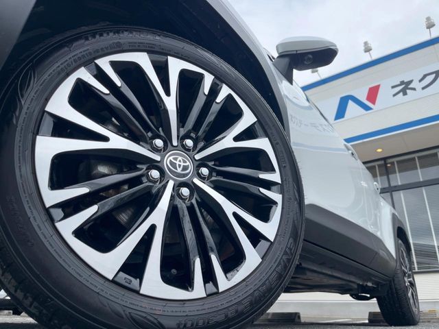 YARIS CROSS HYBRID