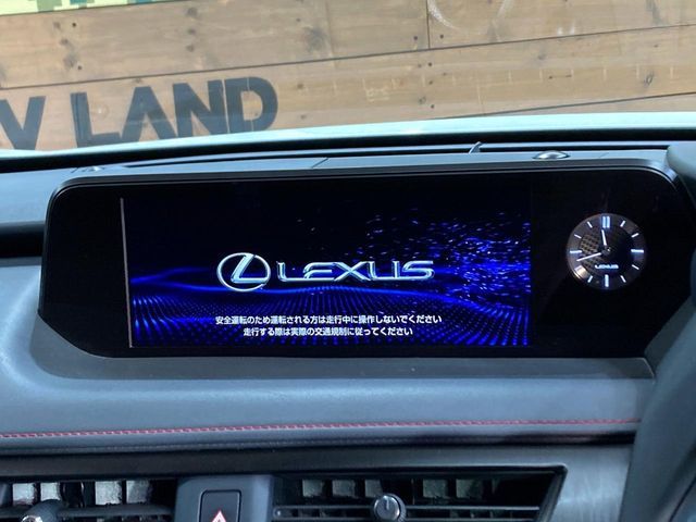 LEXUS UX200