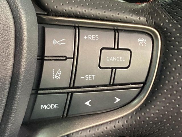 LEXUS UX200