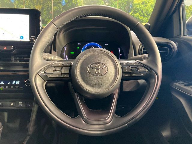 YARIS CROSS HYBRID