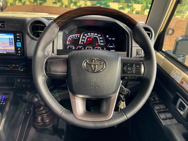 LANDCRUISER 70