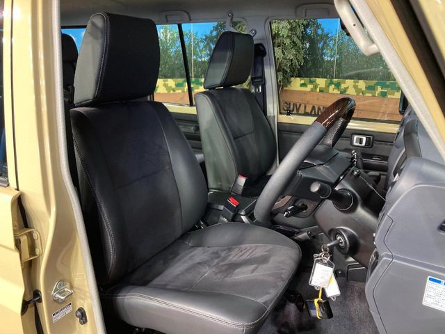 LANDCRUISER 70