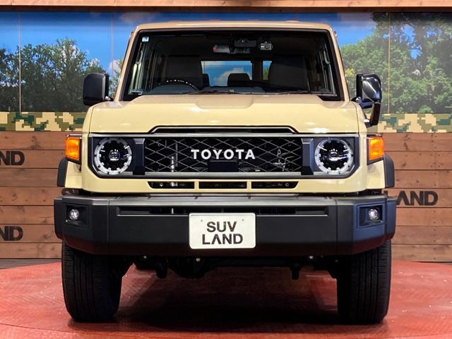 LANDCRUISER 70