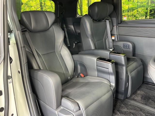 ALPHARD hybrid