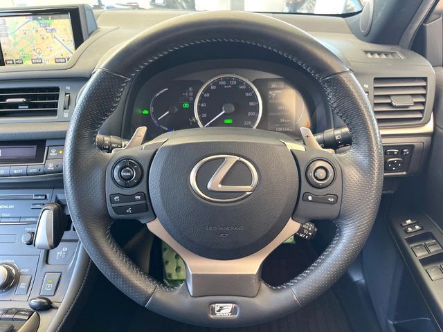 LEXUS CT200h