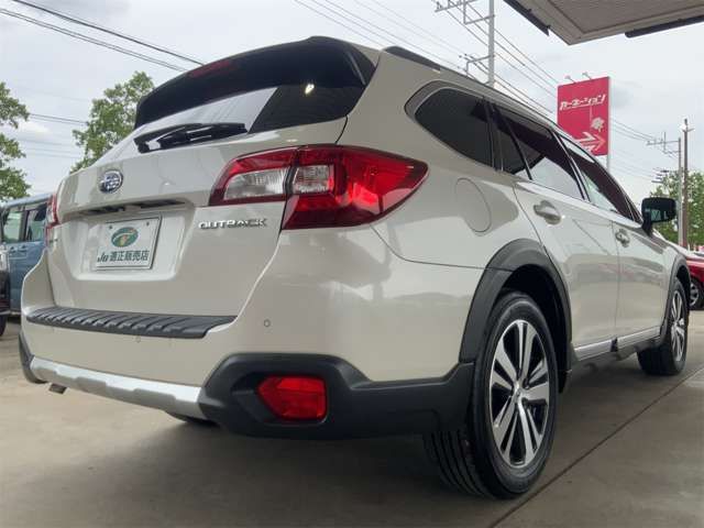 LEGACY OUTBACK