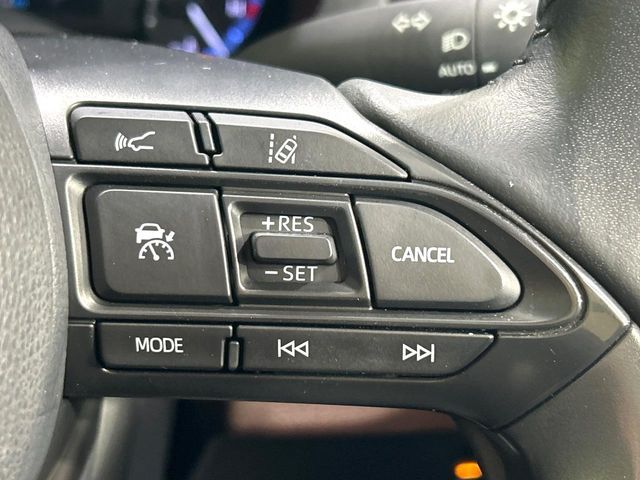 YARIS CROSS HYBRID