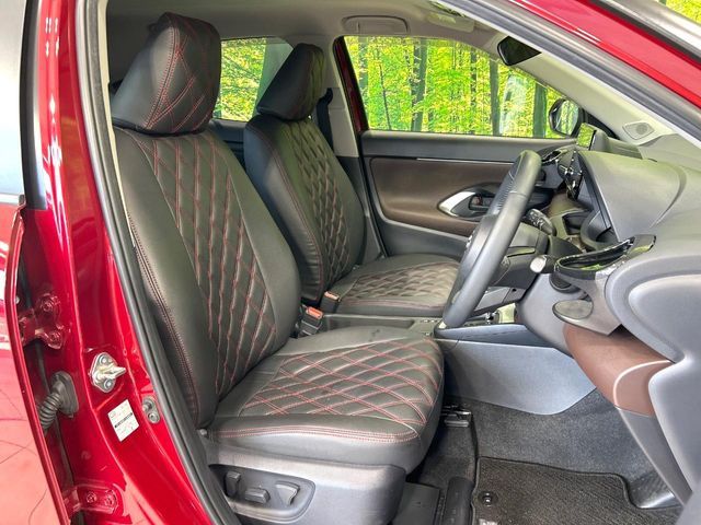 YARIS CROSS HYBRID