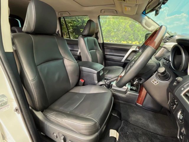 LANDCRUISER PRADO