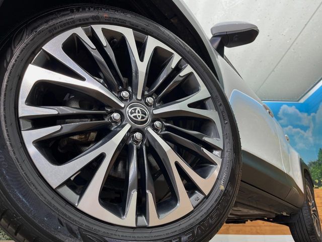 YARIS CROSS HYBRID