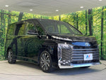 VOXY HYBRID