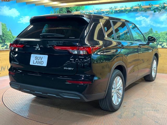 OUTLANDER PHEV