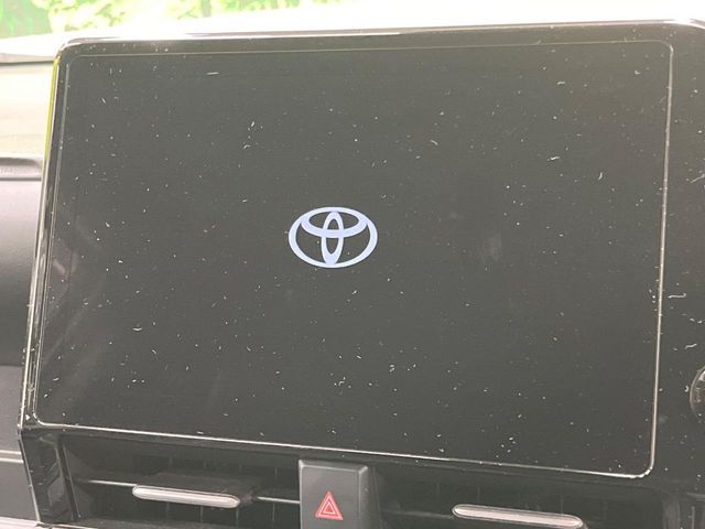 VOXY HYBRID
