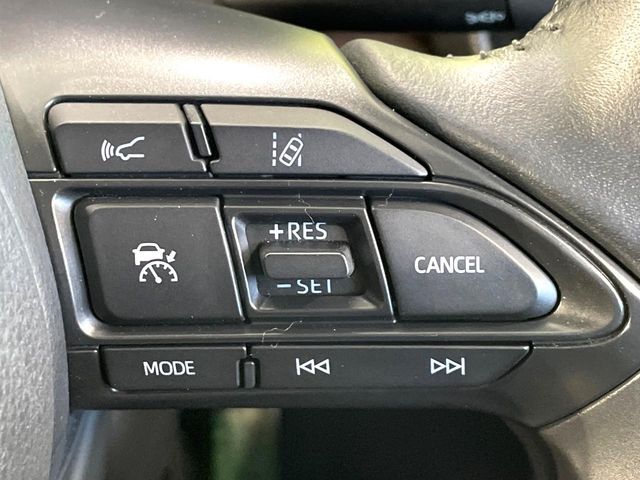 YARIS CROSS