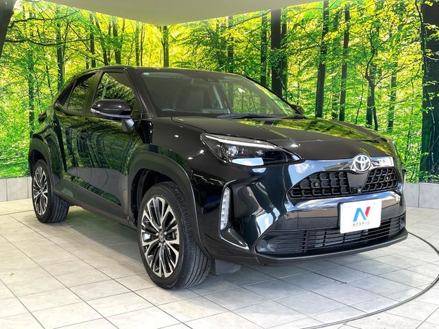YARIS CROSS