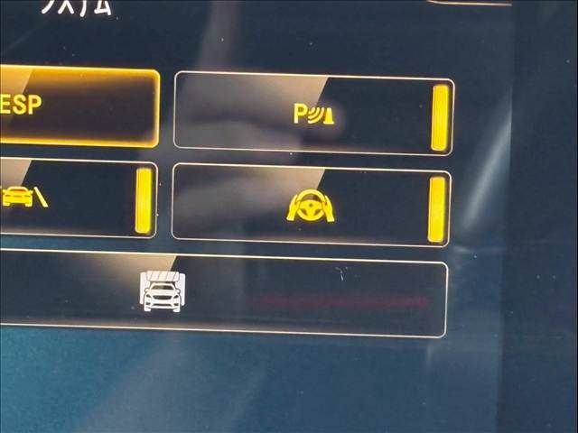 MERCEDES BENZ CLA class