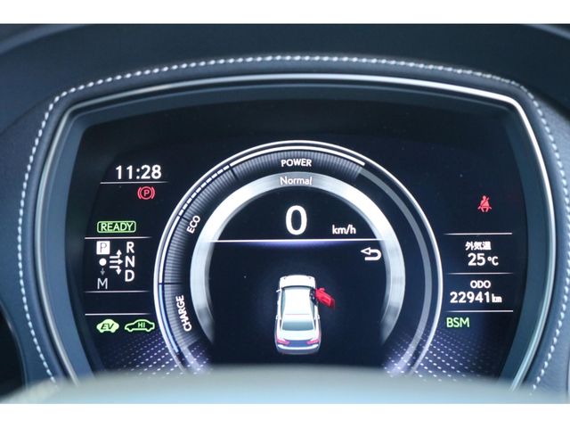 LEXUS LS500h 4WD