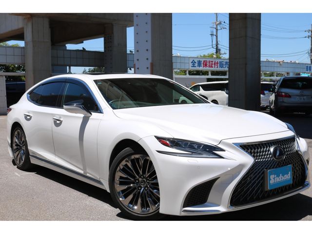 LEXUS LS500h 4WD
