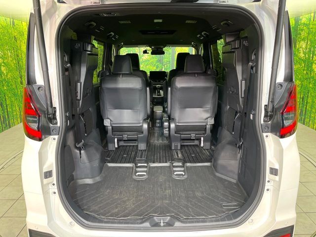NOAH HYBRID 4WD