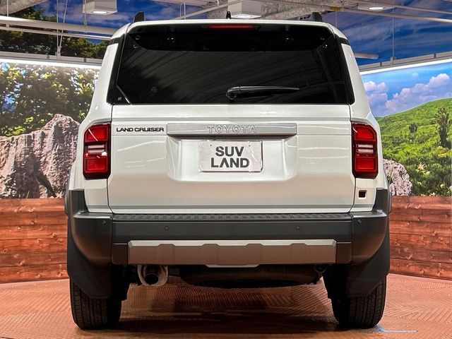 LANDCRUISER 250