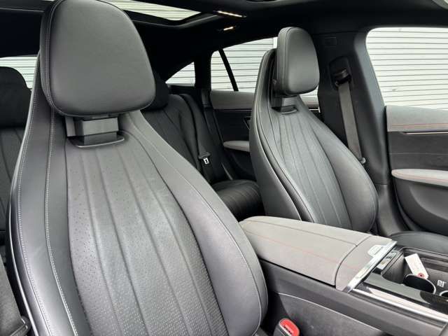 MERCEDES BENZ EQS