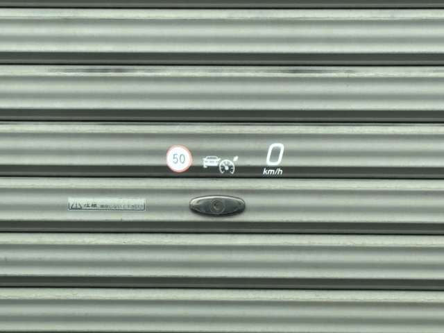 MERCEDES BENZ EQS