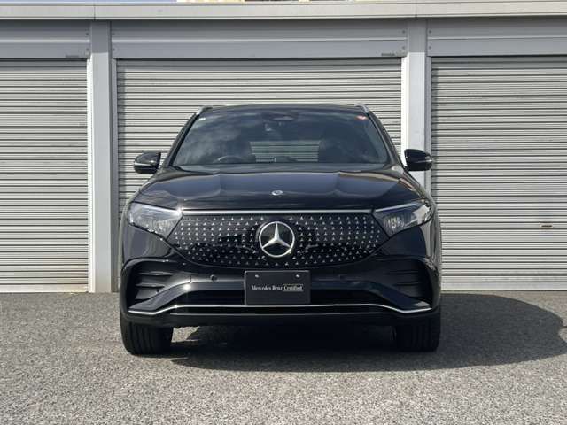 MERCEDES BENZ EQA