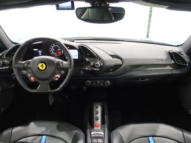 FERRARI 488SPIDER