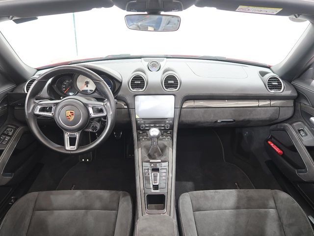 PORSCHE 718CAYMAN