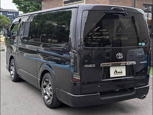 HIACE van 4WD
