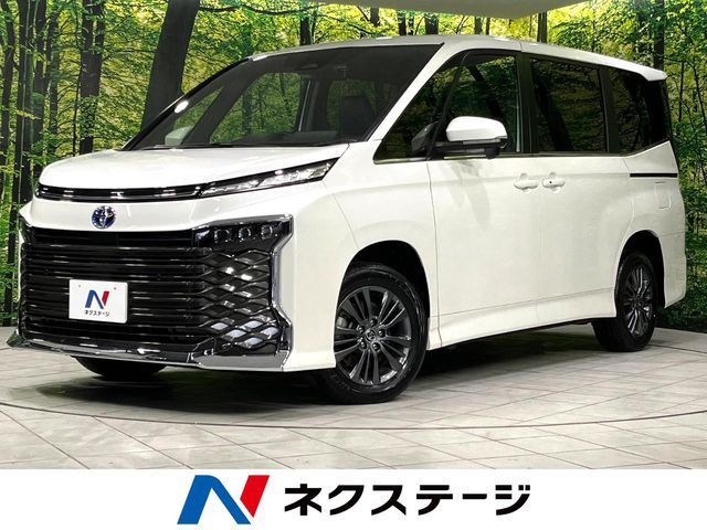 VOXY HYBRID 4WD