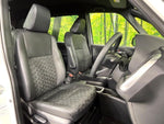 VOXY HYBRID 4WD