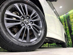 VOXY HYBRID 4WD