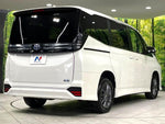 VOXY HYBRID 4WD