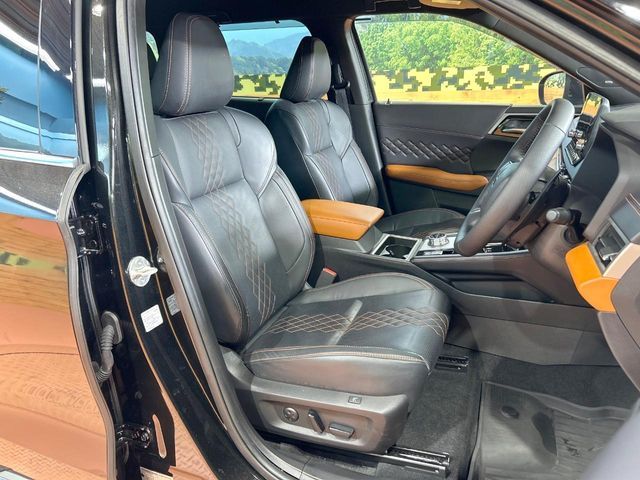 OUTLANDER PHEV