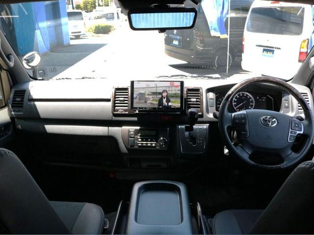 HIACE van 2WD