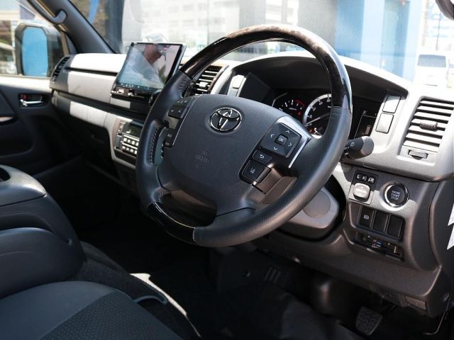 HIACE van 2WD