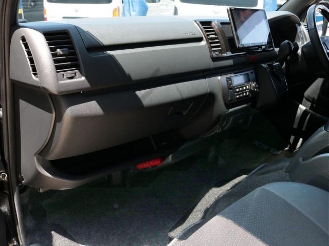 HIACE van 2WD