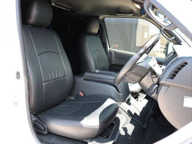 HIACE van 2WD