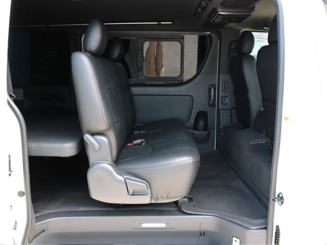 HIACE van 2WD
