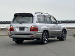 LANDCRUISER van